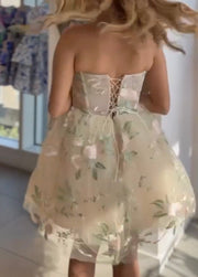 Fashion Loose and Slimming Floral Embroidery Mesh Dress